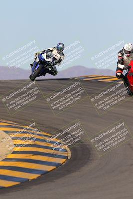 media/Dec-18-2022-SoCal Trackdays (Sun) [[8099a50955]]/Turns 9 and 10 Set 2 (1055am)/